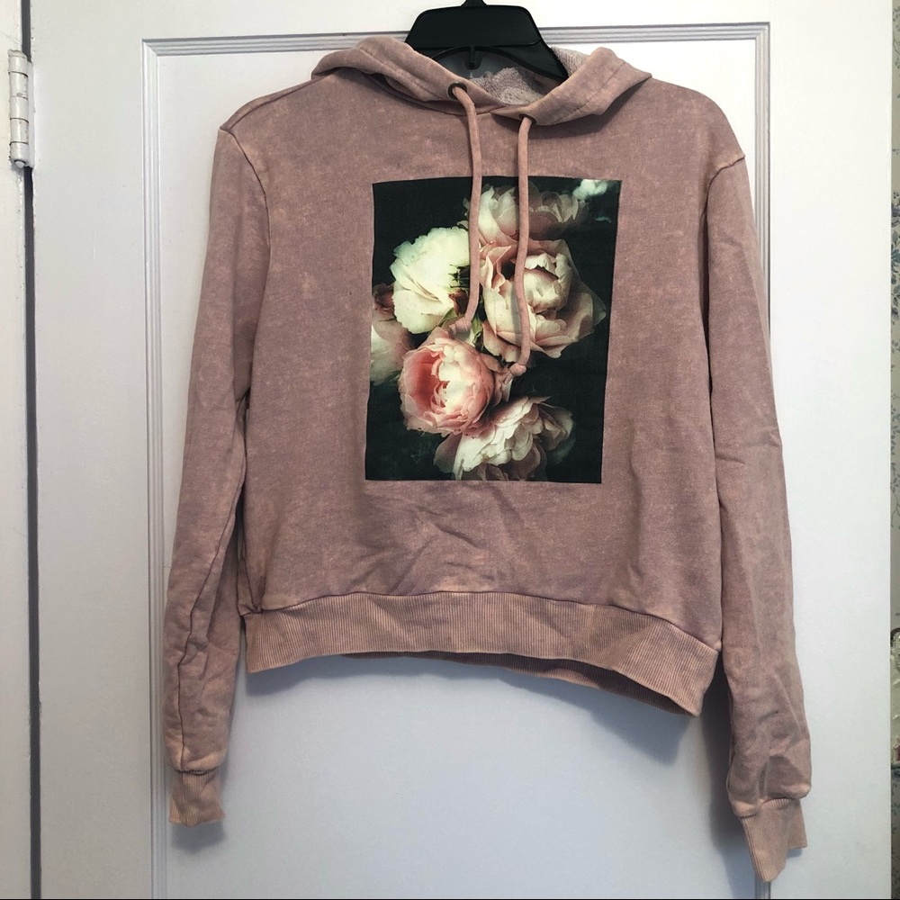 Forever21 hoodie with roses